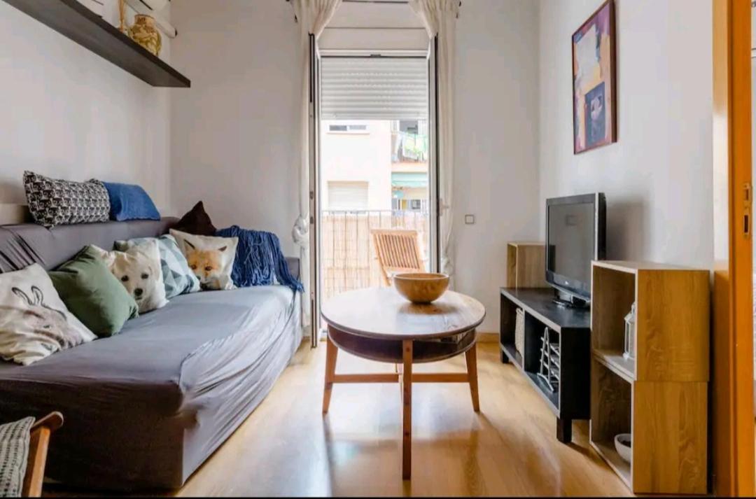 Apartamento Tranquilo Y Del Barrio Leilighet Barcelona Eksteriør bilde
